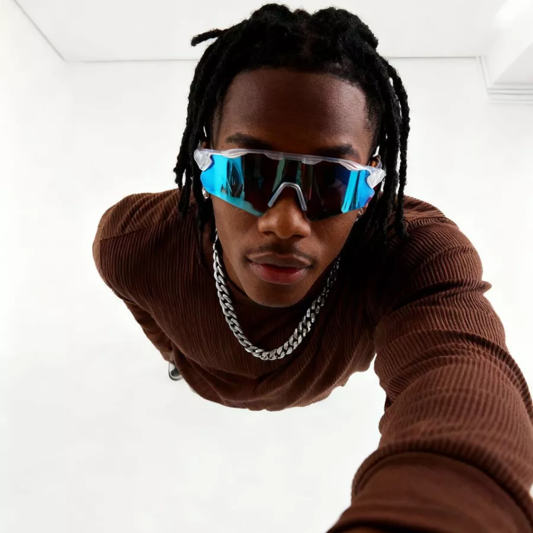 Óculos Esportivo Unissex Lente Espelhada Polarizada Azul com Armação Transparente e Preta - OE06