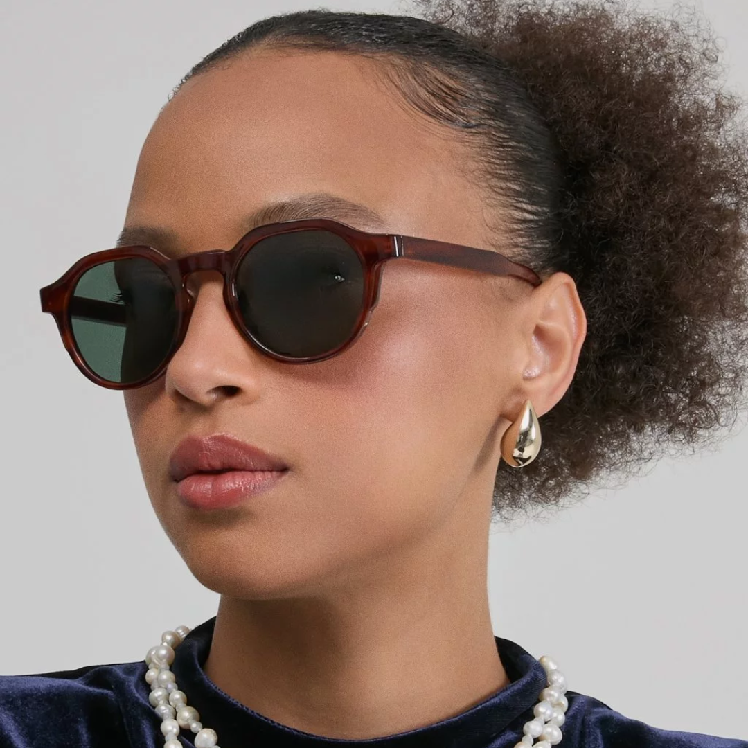 Óculos de Sol Feminino Redondo Marrom - OSF07